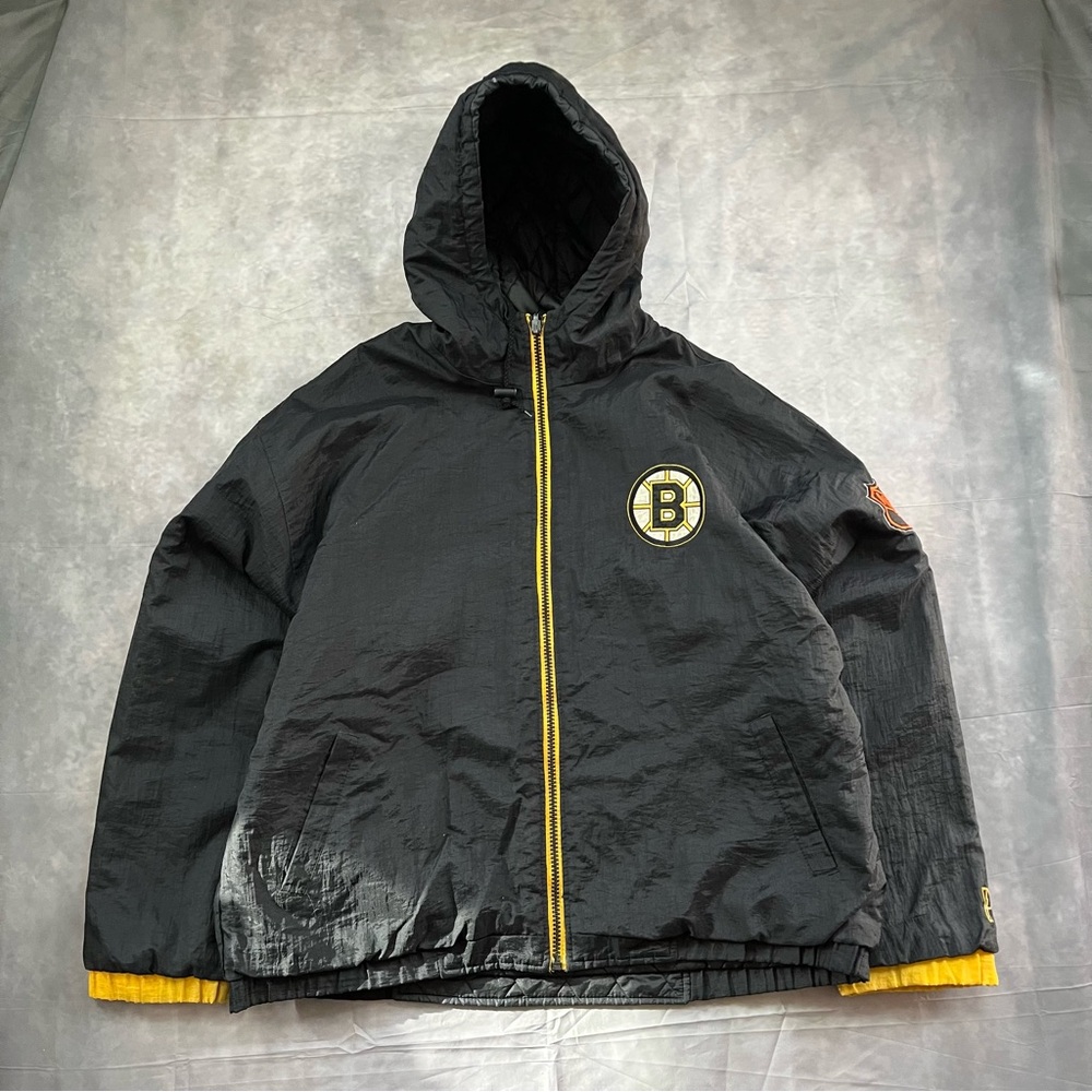 Vintage NHL Boston Bruins reversible hooded jacket